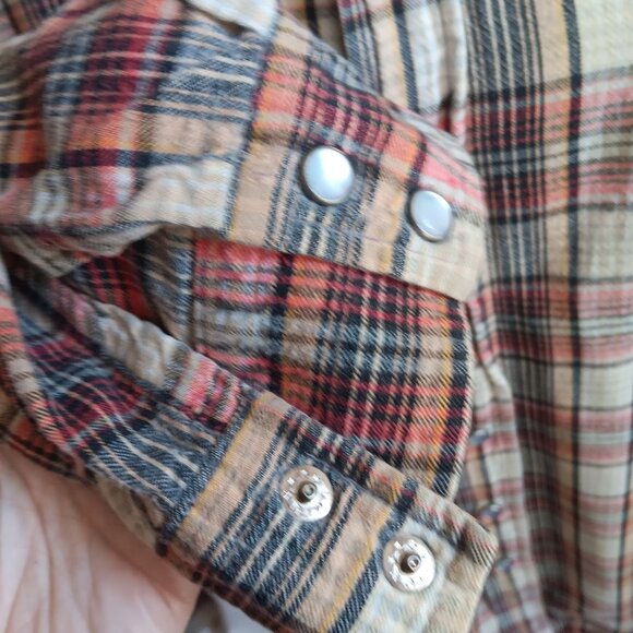 Men's XL Vintage Flannel Western Shirt 1980's Plaid Snap Lariat Hong Kong - Picture 6 of 8
